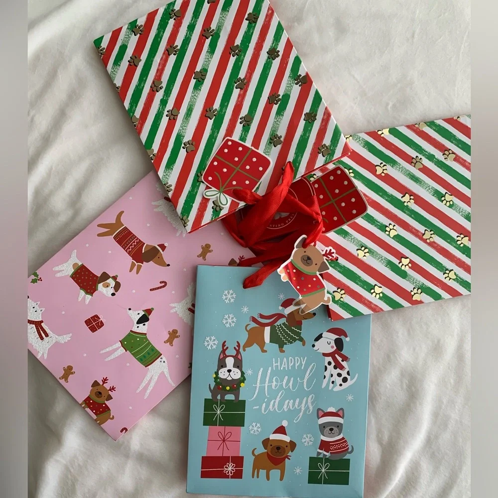 Holiday Gift Bags with Festive Designs - Picture 2 of 2